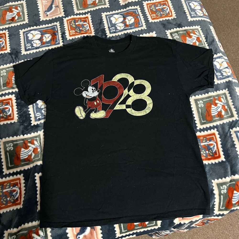 Disney Black and Gold Graphic Tee